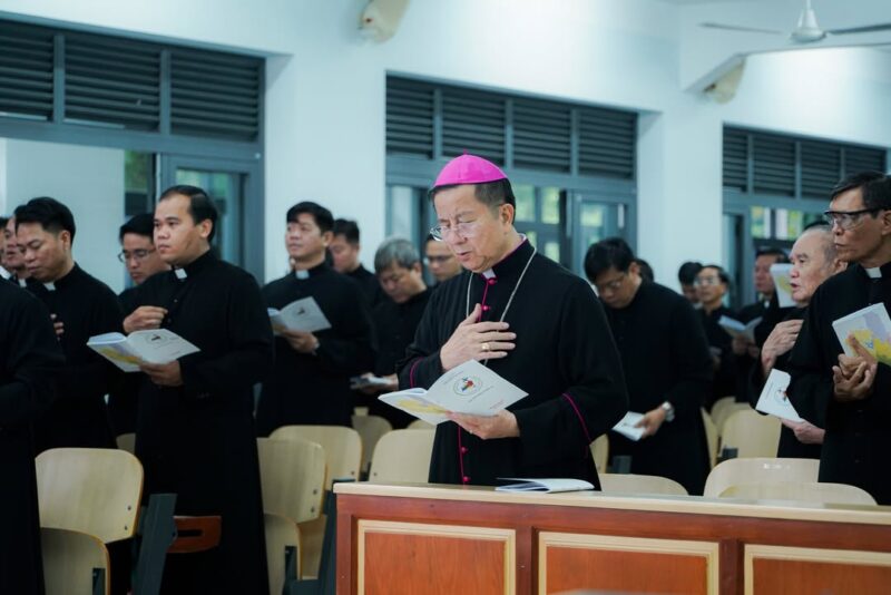 fb-1590026654585244_1152592387015216