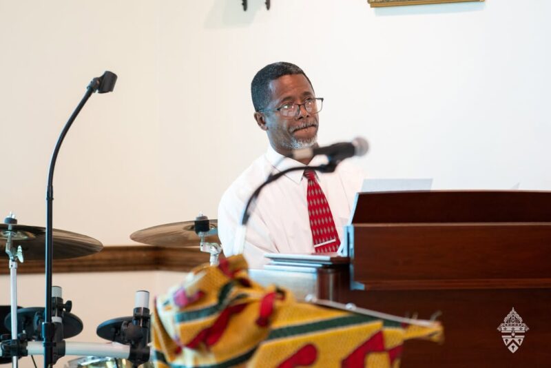 fb-695846880481318_821551813840249