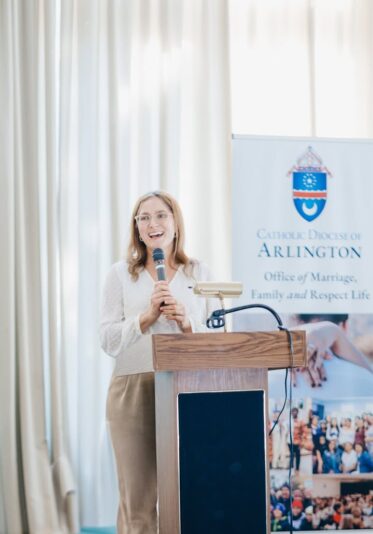 fb-162230245392_1294386519391934