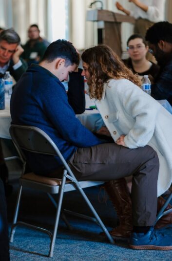 fb-162230245392_1294386519391934