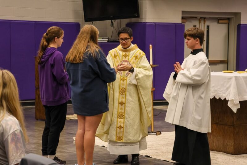 fb-1146610888716848_1288063686696187