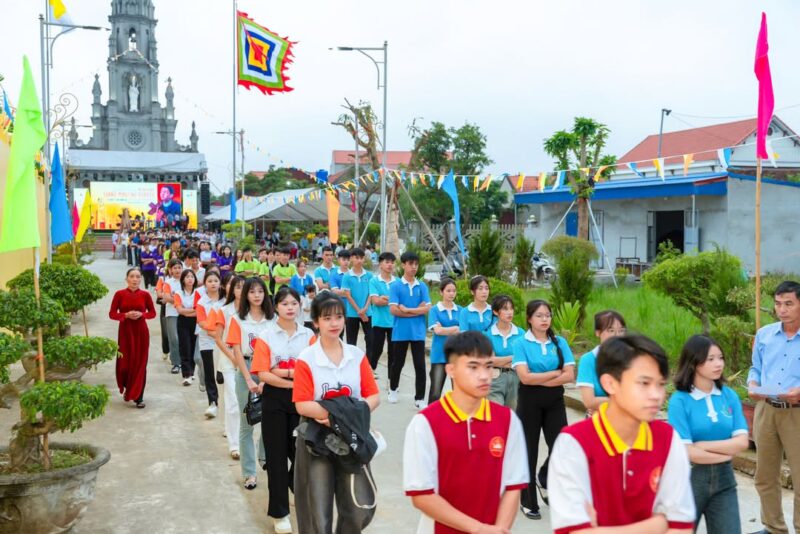 fb-1578851229095483_1242967081207864