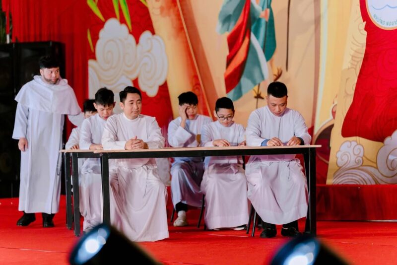 fb-104570015177619_859355073266907