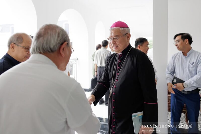 fb-356526171666570_1135664988556027