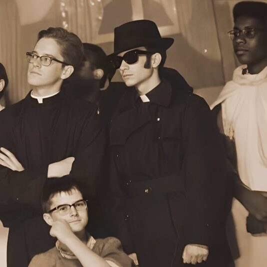 fb-732768673513037_1151941783729371