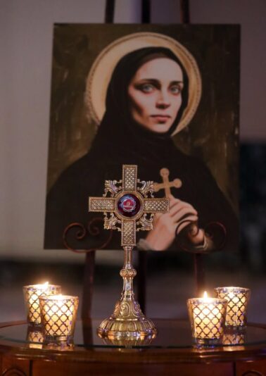 fb-1094082193990443_1410486951076993