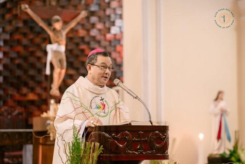 fb-732768673513037_1152609433662606