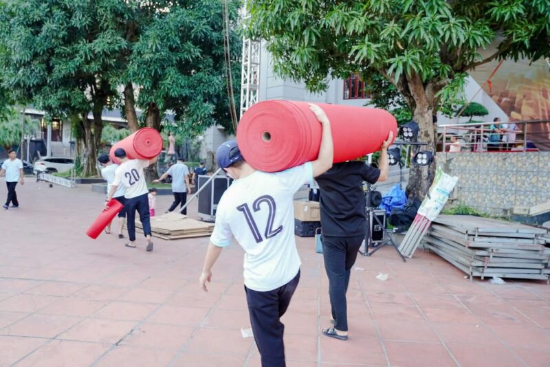 fb-195381603856169_1271026915051172