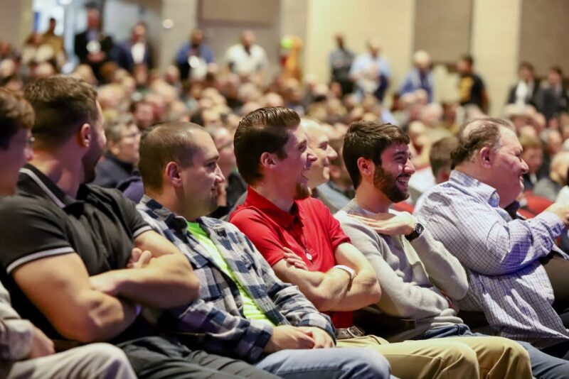 fb-1094082193990443_1294032619433205