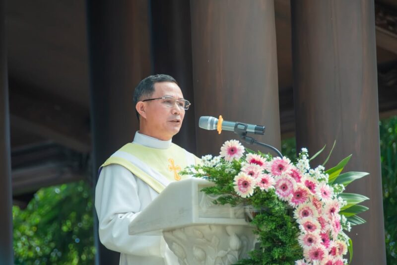 fb-161015470626458_1250277337136338