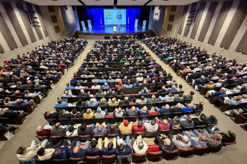 fb-1094082193990443_1294032619433205