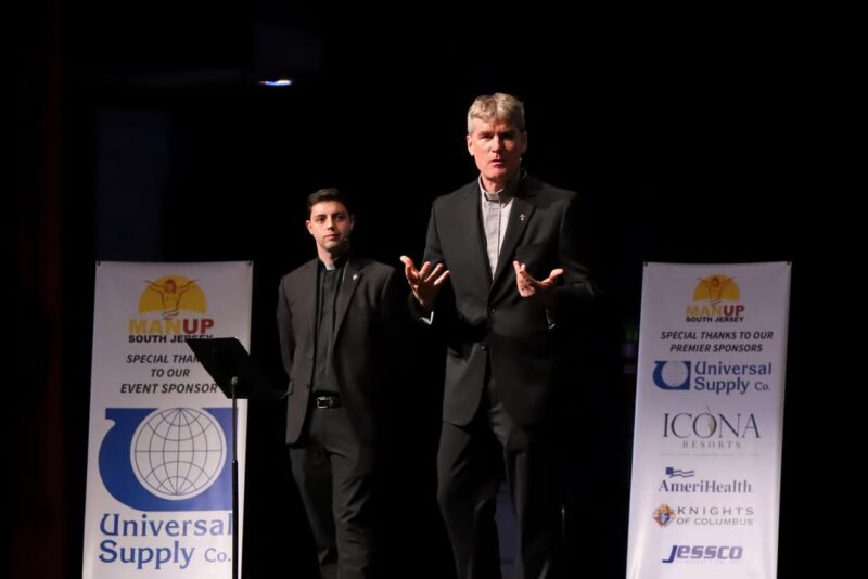 fb-1094082193990443_1294032619433205