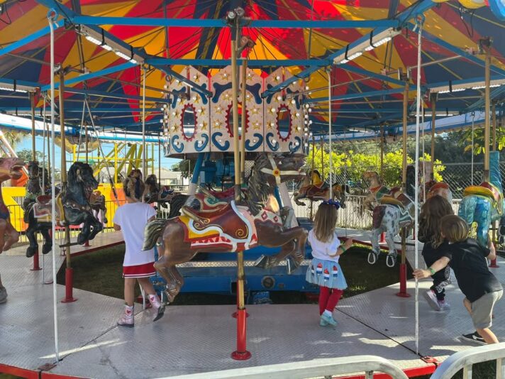 fb-325330457584074_1267068235464004