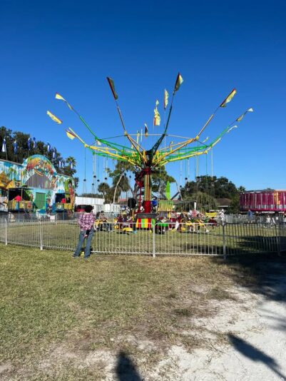 fb-325330457584074_1267068235464004