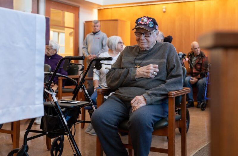 fb-1094082193990443_1411412910984397