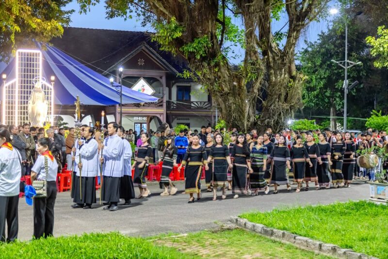 fb-355197651262616_1327730522715701