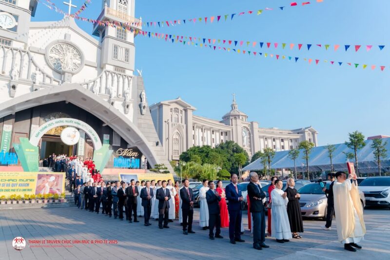 fb-195381603856169_1272155314938332