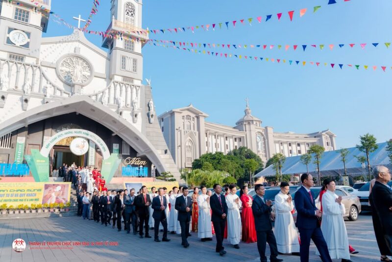 fb-195381603856169_1272155314938332