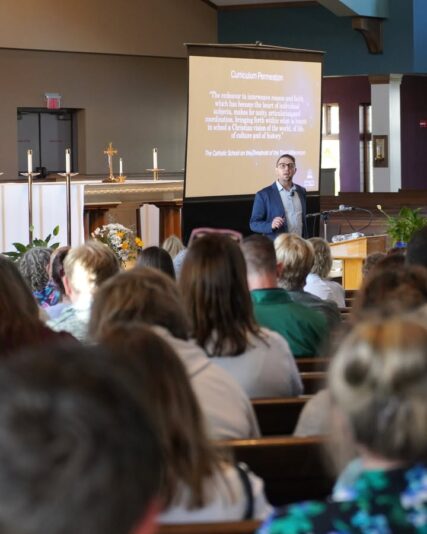 fb-194350237252996_1266534312168985