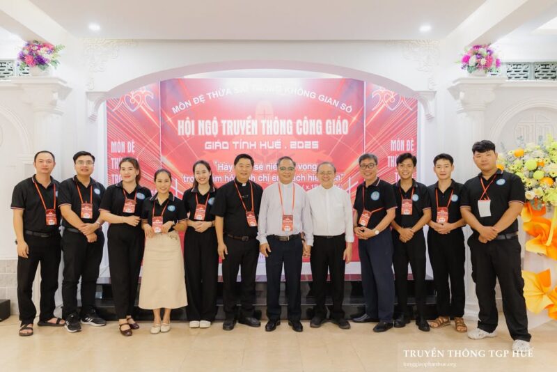 fb-356526171666570_1137978778324648