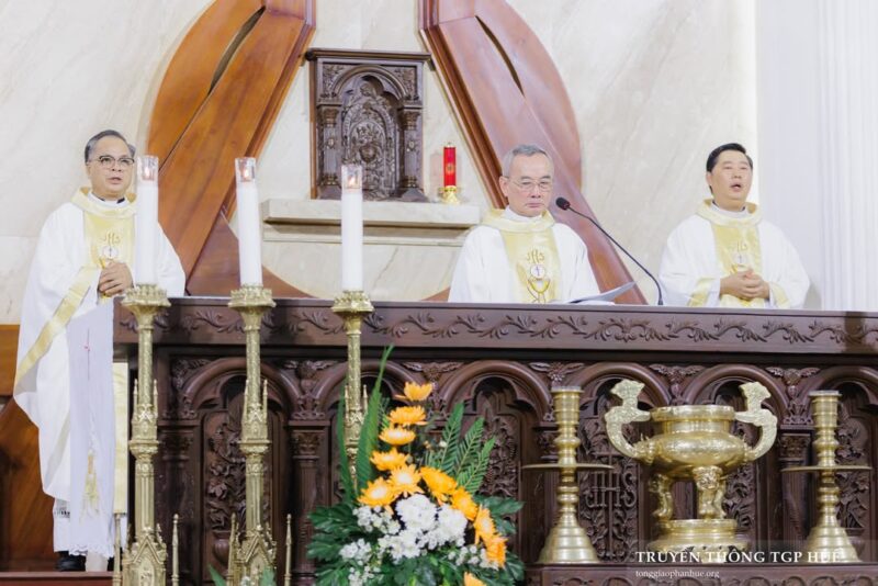 fb-356526171666570_1137978778324648