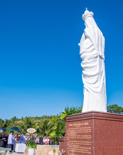 fb-161015470626458_1251825806981491