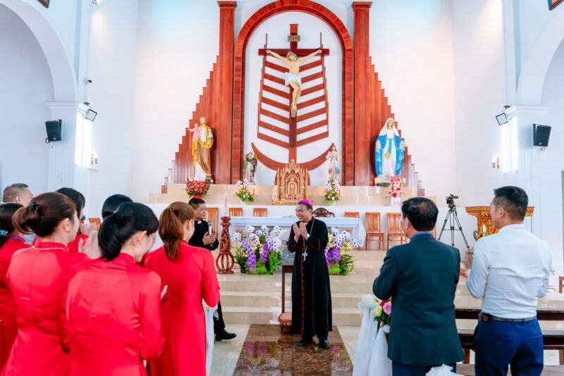 fb-104570015177619_862678016267946