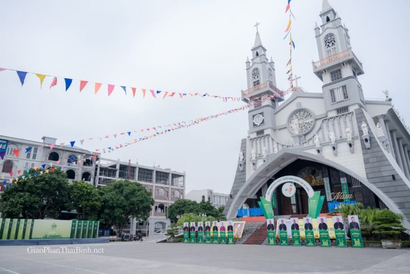 fb-104570015177619_862647976270950