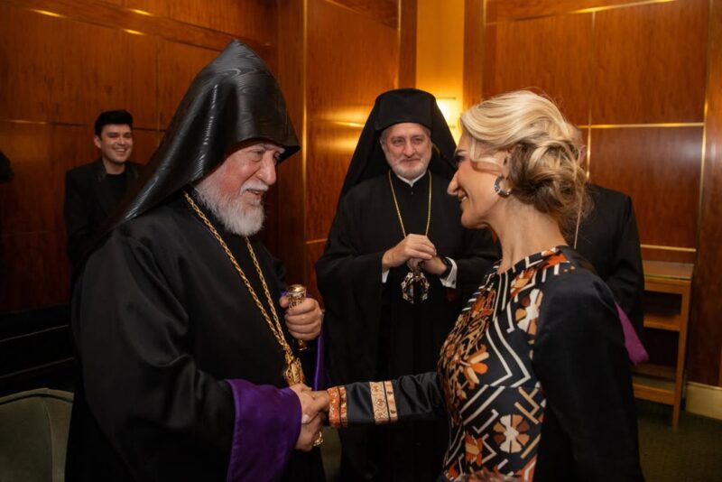 fb-252749634836353_1150209053955914