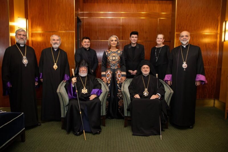 fb-252749634836353_1150209053955914