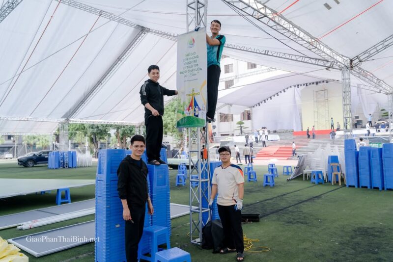 fb-195381603856169_1272751648212032