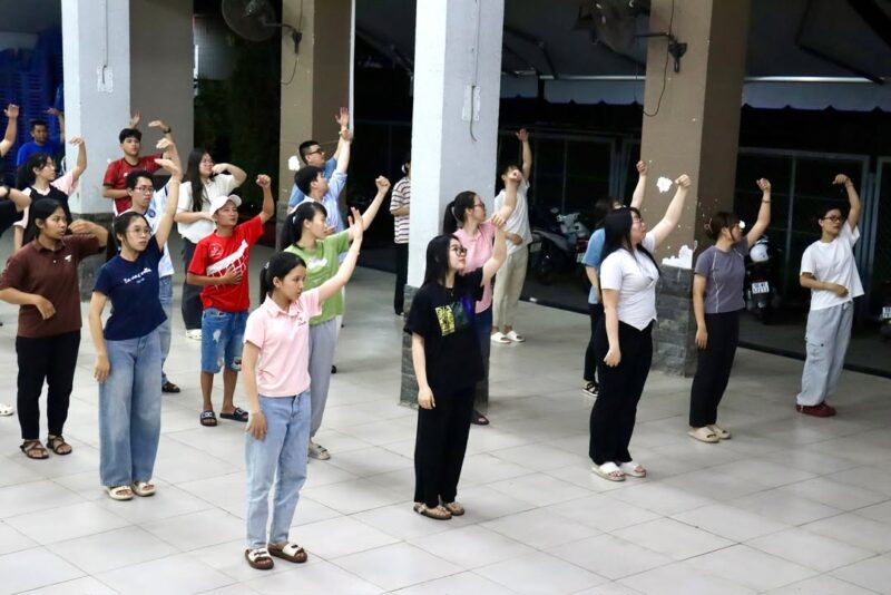 fb-1412890555518868_1241663387995813