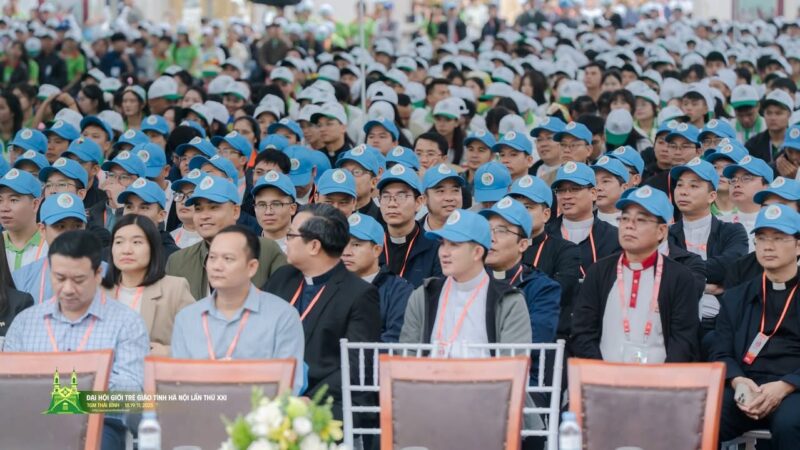 fb-585442494803518_1256535599844320