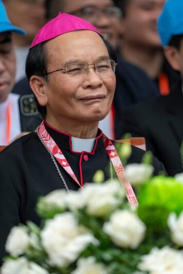 fb-585442494803518_1256532429844637