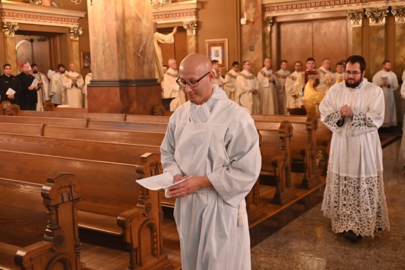 fb-194350237252996_1270034571818959