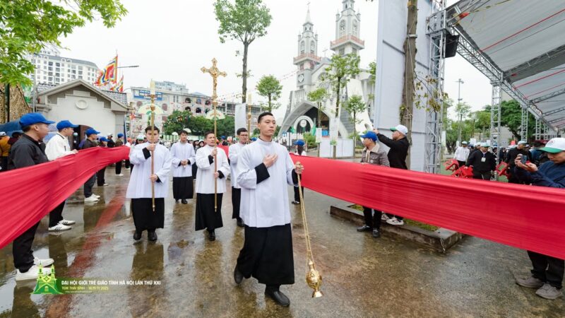 fb-195381603856169_1275360454617818