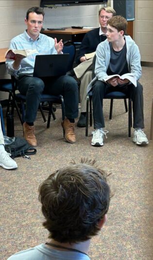 fb-1146610888716848_1293301716172384