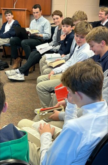 fb-1146610888716848_1293301716172384