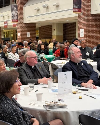 fb-254469157605_1247654607405324