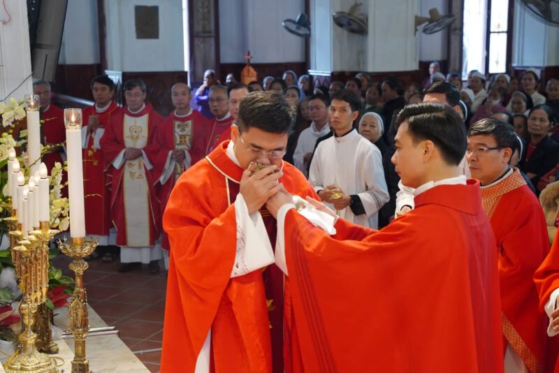 fb-1578851229095483_1249403490564223