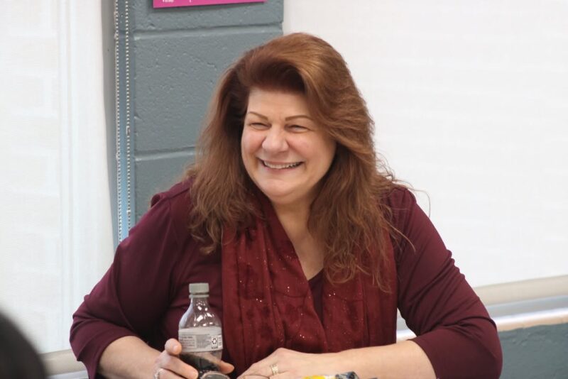 fb-1094082193990443_1296795945823539