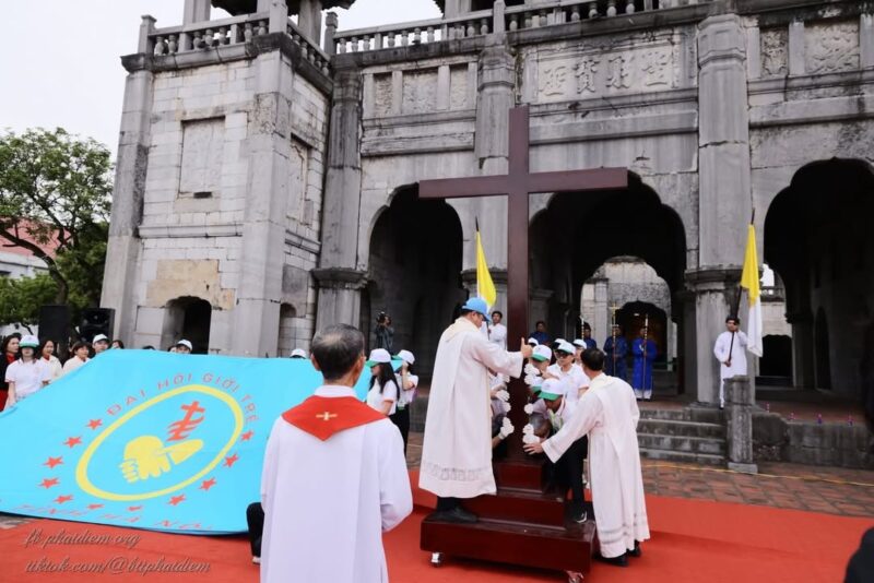 fb-732768673513037_1156838169906399