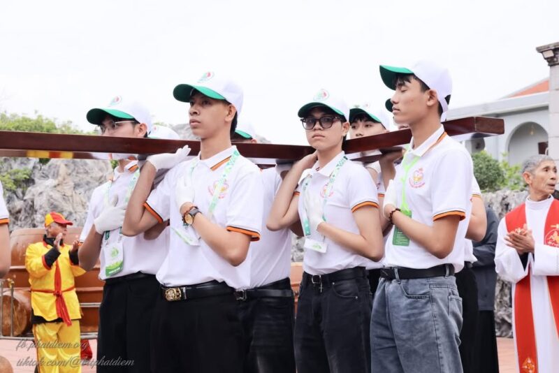 fb-732768673513037_1156838169906399