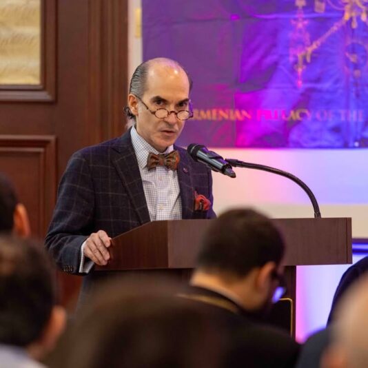 fb-252749634836353_1152682687041884