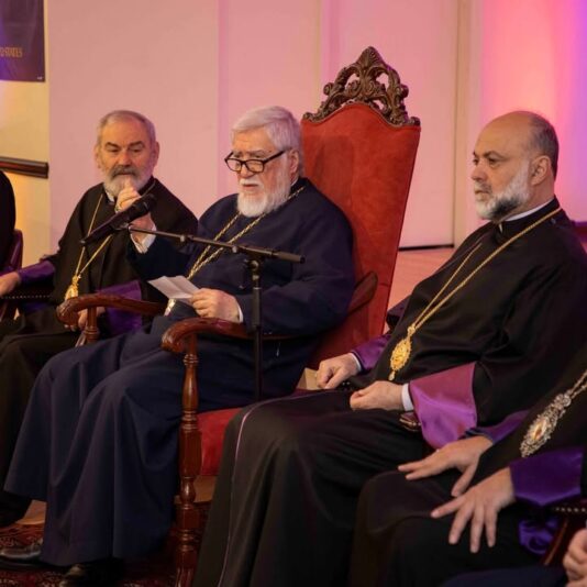 fb-252749634836353_1152670020376484