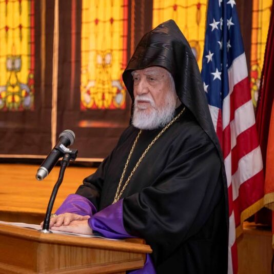 fb-252749634836353_1151813393795480