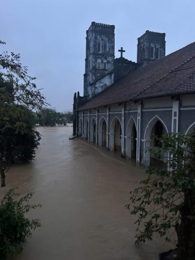 fb-732768673513037_1156649983258551