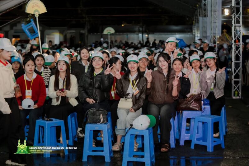 fb-285328895298373_848685607900356