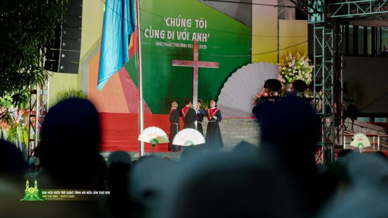 fb-285328895298373_848685607900356