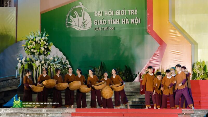 fb-285328895298373_848685607900356